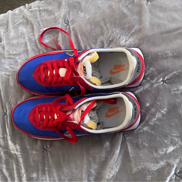 Nike Shoes - Nike gymshoe